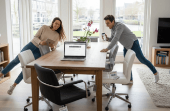 Bewegingsvrijheid voor een Spotprijs: De Ultieme Jacht op Outlet Eetkamerstoelen met Wieltjes